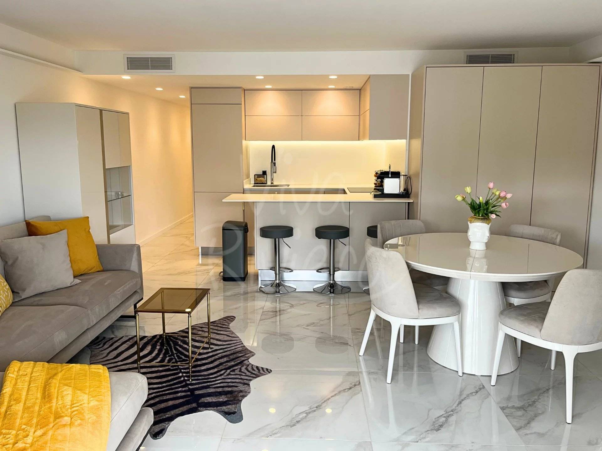 Vente Appartement 45m² 2 Pièces à Le Cannet (06110) - Viva Riviera